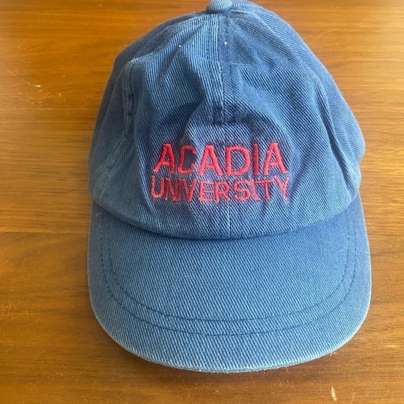 Youth Acadia University Collegiate Hat - Picture 2 of 3